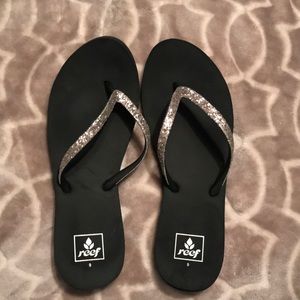 Sparkle Black Reef flip flops